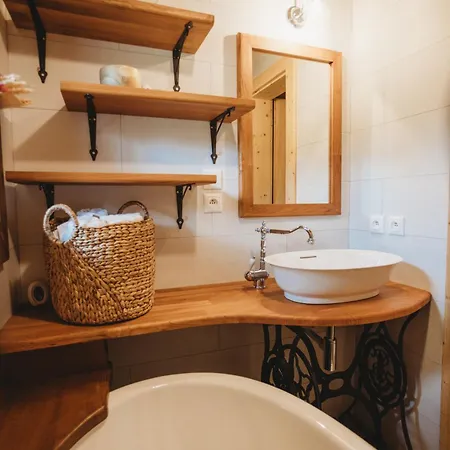 Drevenica Liptovské Behárovce Casa de Férias *